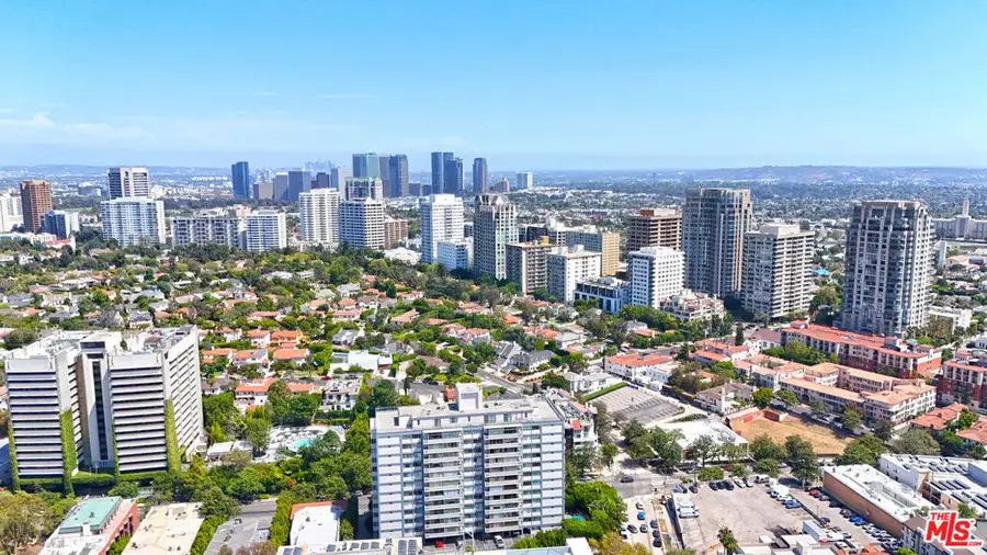 969 Hilgard Avenue #1008, Los Angeles, CA 90024 - Image #2