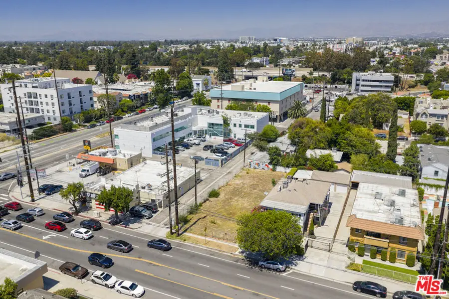 10945 Moorpark Street, North Hollywood, CA 91602 - Image #3