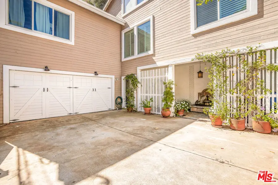 1647 N Beverly Glen Boulevard, Los Angeles, CA 90077 - Image #3