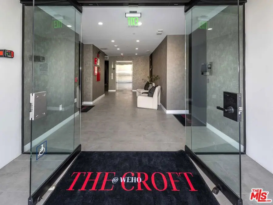 1017 N Croft Avenue #302, Los Angeles, CA 90069 - #3