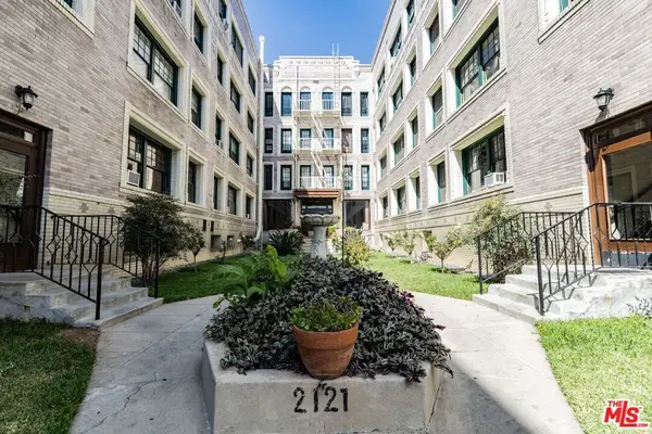 2121 James M Wood Boulevard #411, Los Angeles, CA 90006