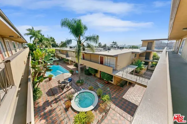 970 Palm Avenue #301, West Hollywood, CA 90069