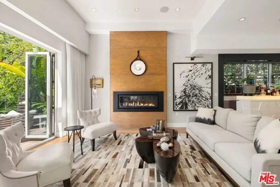8901 Dorrington Avenue, West Hollywood, CA 90048 - #3
