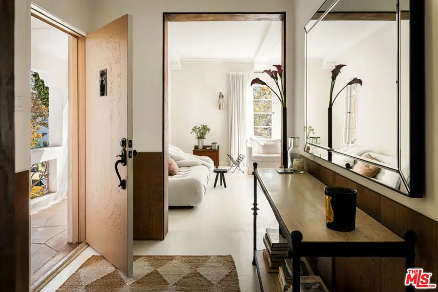 1111 S Crescent Heights Boulevard, Los Angeles, CA 90035 - Image #2