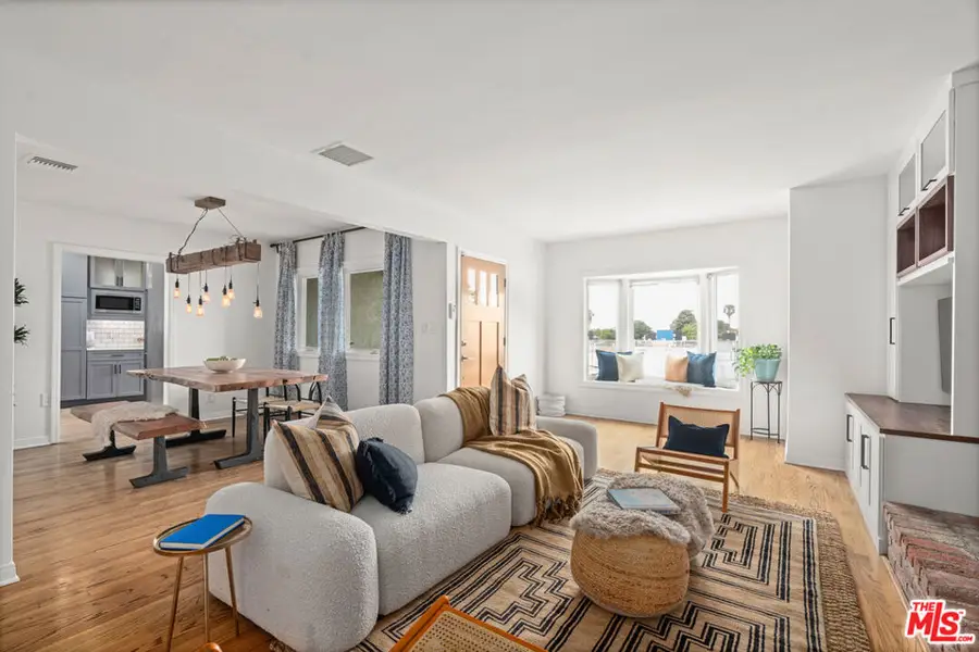 8044 Cowan Avenue, Los Angeles, CA 90045 - Image #2