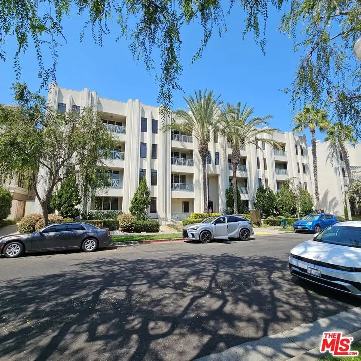 5625 Crescent Parkway #404, Playa Vista, CA 90094 - Image #1