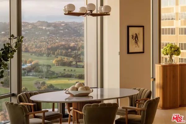 211 W Elm Court #7A, Los Angeles, CA 90067