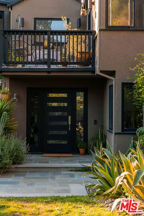 25761 Vista Verde Drive, Calabasas, CA 91302 - Image #3