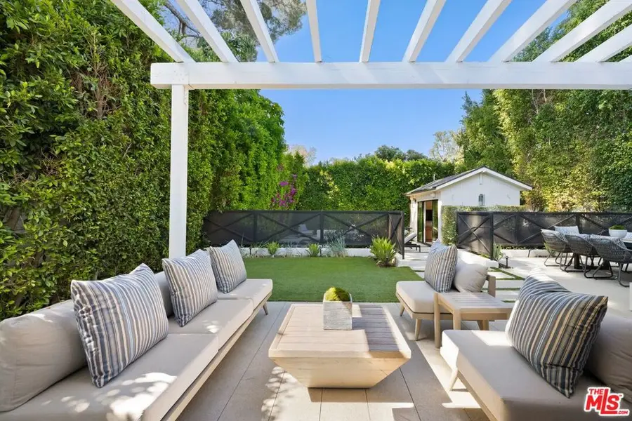 15125 Valley Vista Boulevard, Sherman Oaks, CA 91403 - Image #3