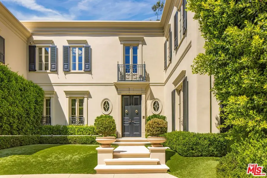 2401 Bowmont Drive, Beverly Hills, CA 90210 - Image #3