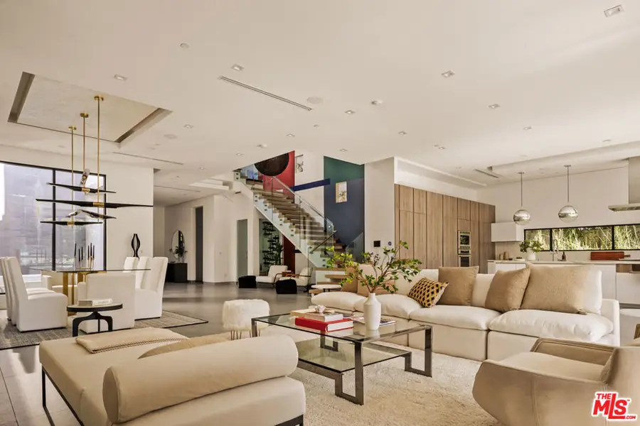 4445 Camellia Avenue, Studio City, CA 91602 - Image #3