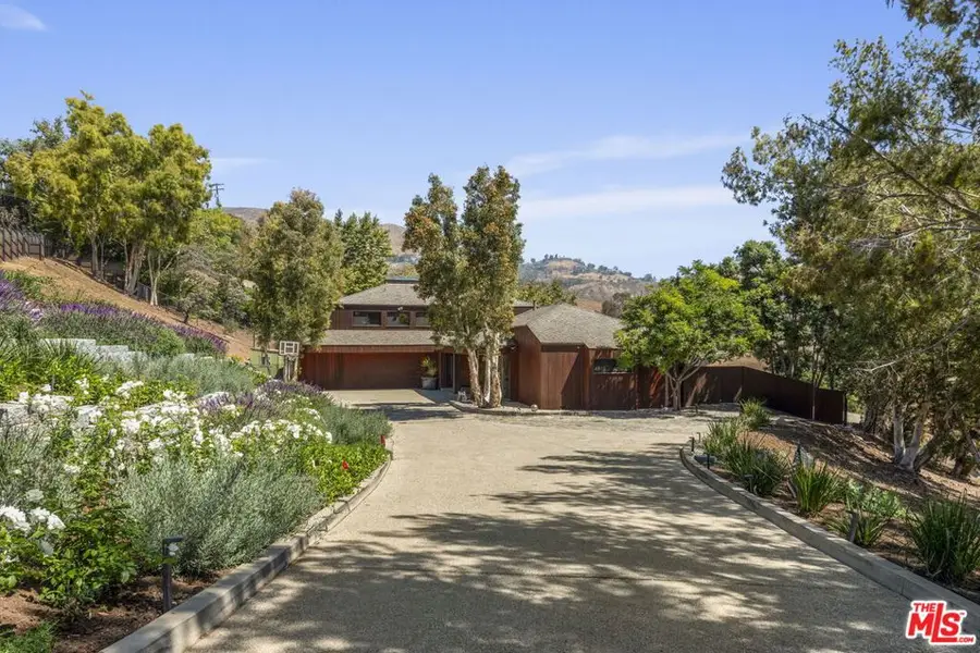 22456 Carbon Mesa Road, Malibu, CA 90265 - Image #2