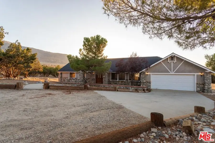 29243 Piani Road, Pearblossom, CA 93553 - Image #2