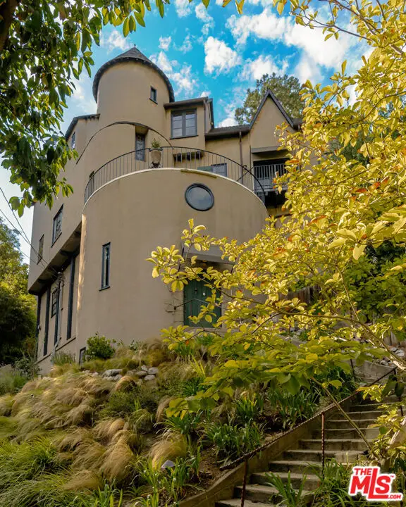 3105 Ledgewood Drive, Los Angeles, CA 90068 - Image #2