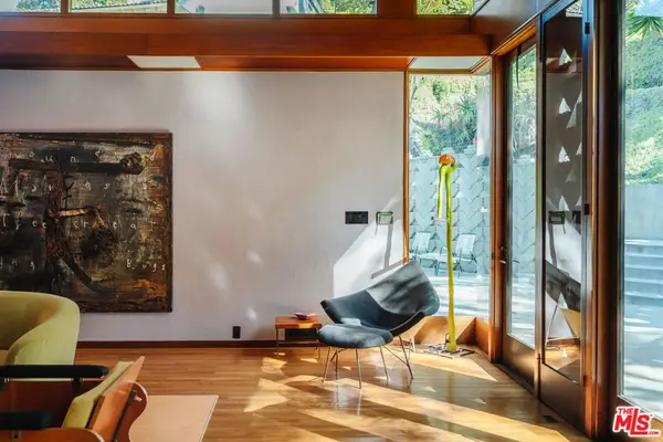 7017 Senalda Road, Los Angeles, CA 90068