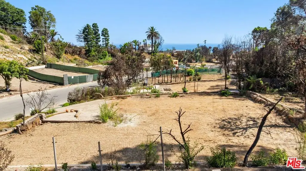 805 Jacon Way, Pacific Palisades, CA 90272 - Image #1