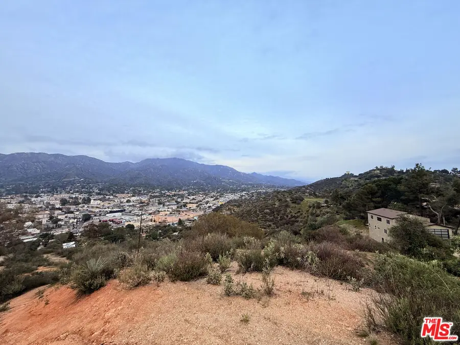 9727 N Estaban Way, Tujunga, CA 91042 - Image #2