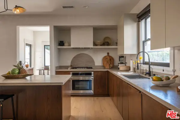 1715 S Kingsley Drive, Los Angeles, CA 90006