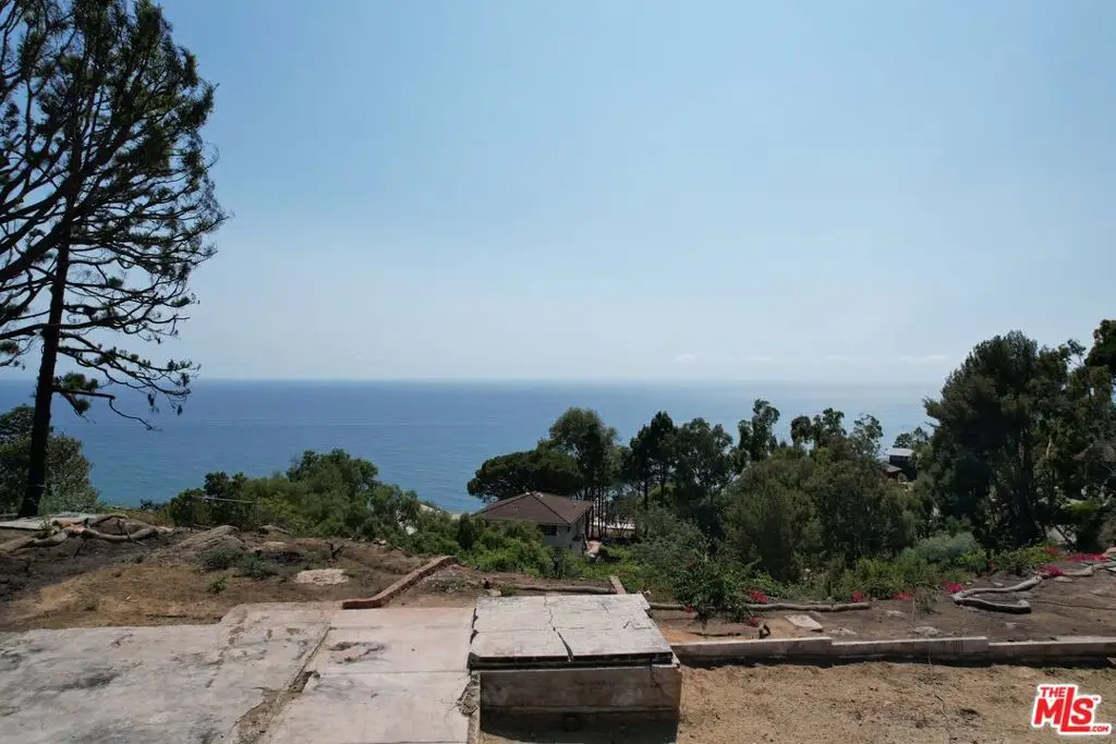20555 Little Rock Way, Malibu, CA 90265 - Image #1