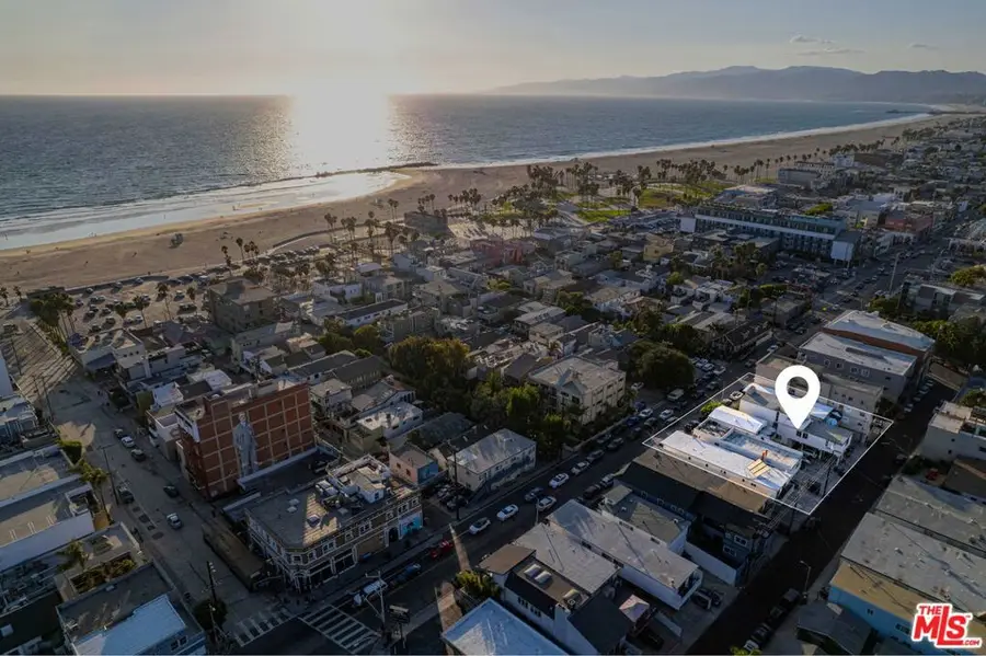 1912 Pacific Avenue, Venice, CA 90291 - Image #3