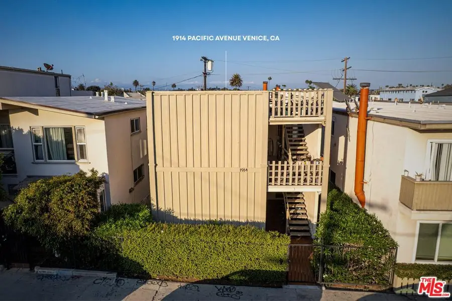 1916 Pacific Avenue, Venice, CA 90291 - Image #3