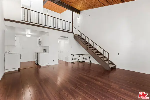 5460 White Oak Avenue #G313, Encino, CA 91316