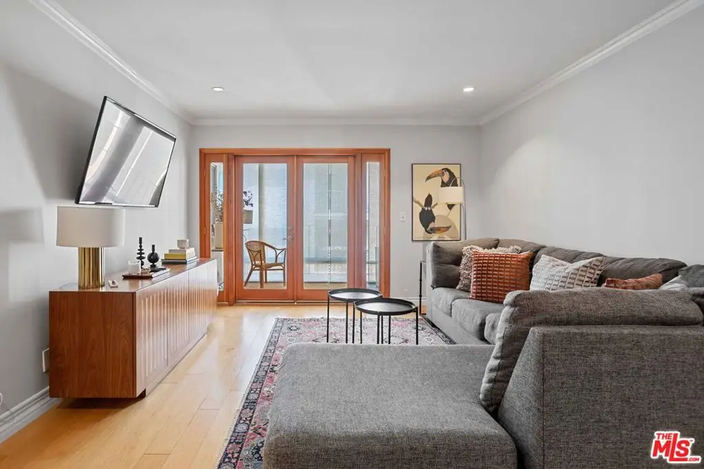 705 Westmount Drive #209, West Hollywood, CA 90069 - Image #1