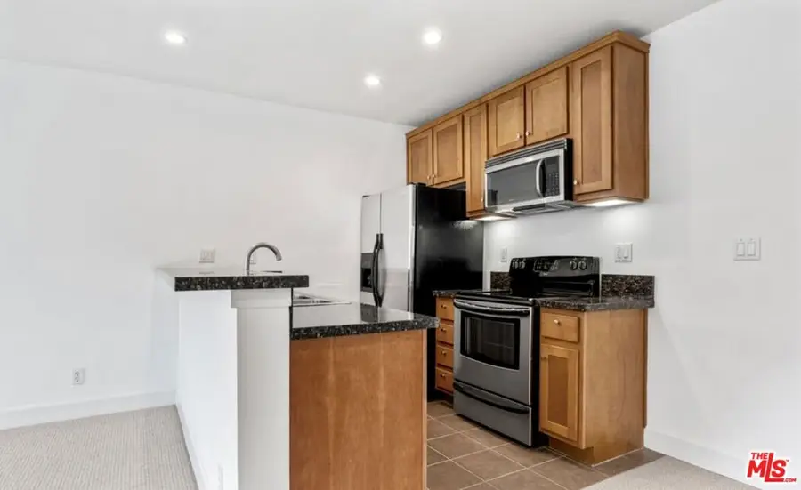 10982 Roebling Avenue #518, Los Angeles, CA 90024 - Image #3