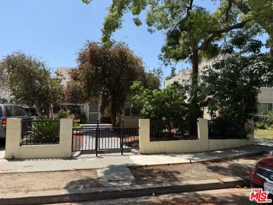 5724 La Mirada Avenue, Los Angeles, CA 90038 - Image #1