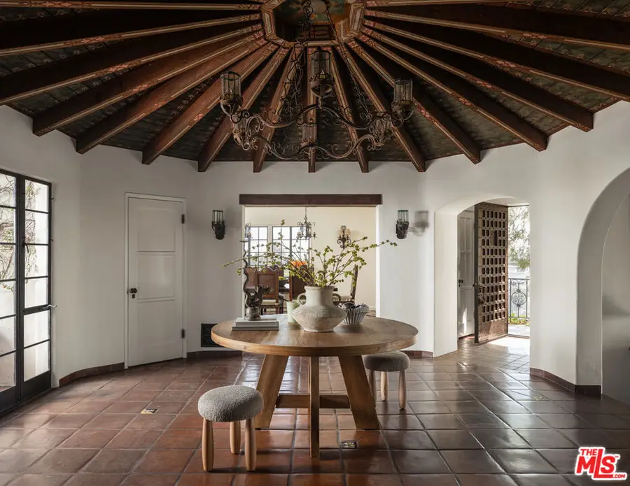 2311 Alto Oak Drive, Los Angeles, CA 90068 - Image #3