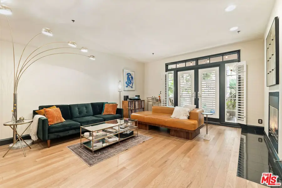 2222 N Beachwood Drive #211, Los Angeles, CA 90068 - Image #2