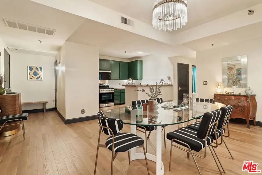 2222 N Beachwood Drive #211, Los Angeles, CA 90068 - Image #3