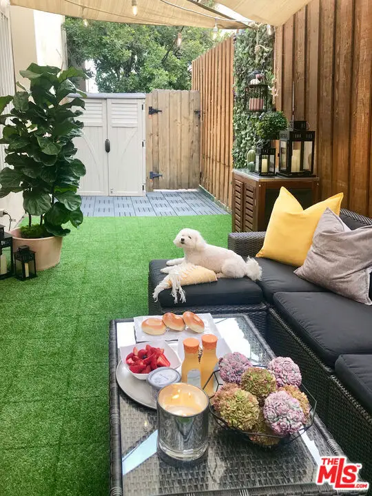 1221 N Kings Road #104, West Hollywood, CA 90069 - #2