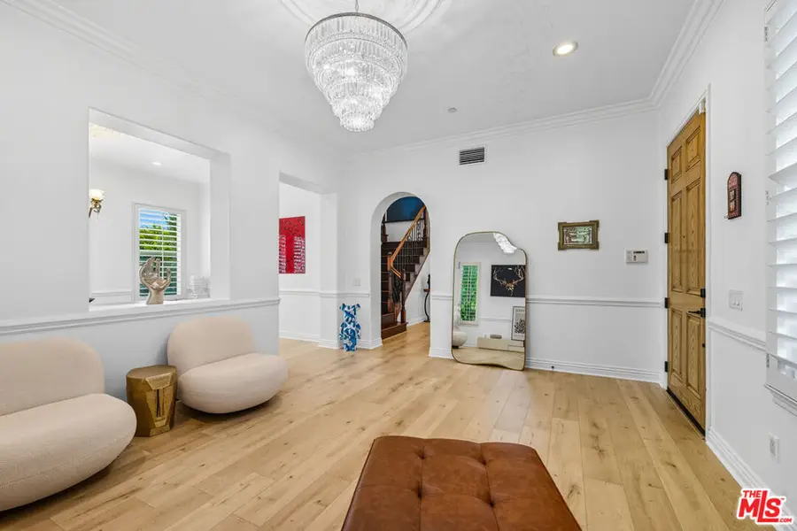 22074 Sagebrook Road, Chatsworth, CA 91311 - Image #2