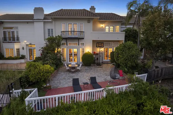 2282 Canyonback Road, Los Angeles, CA 90049