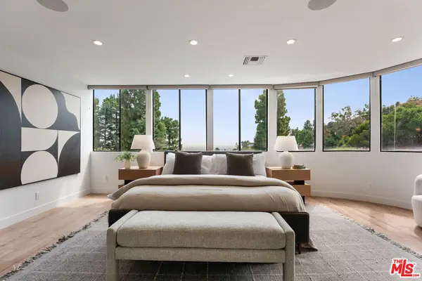 6469 Rodgerton Drive, Los Angeles, CA 90068