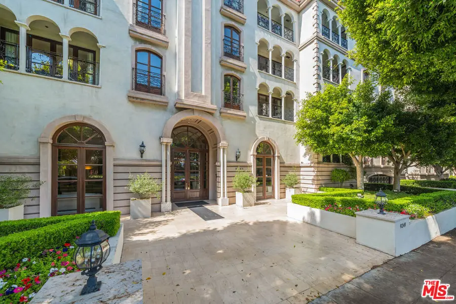9249 Burton Way #302, Beverly Hills, CA 90210 - #3