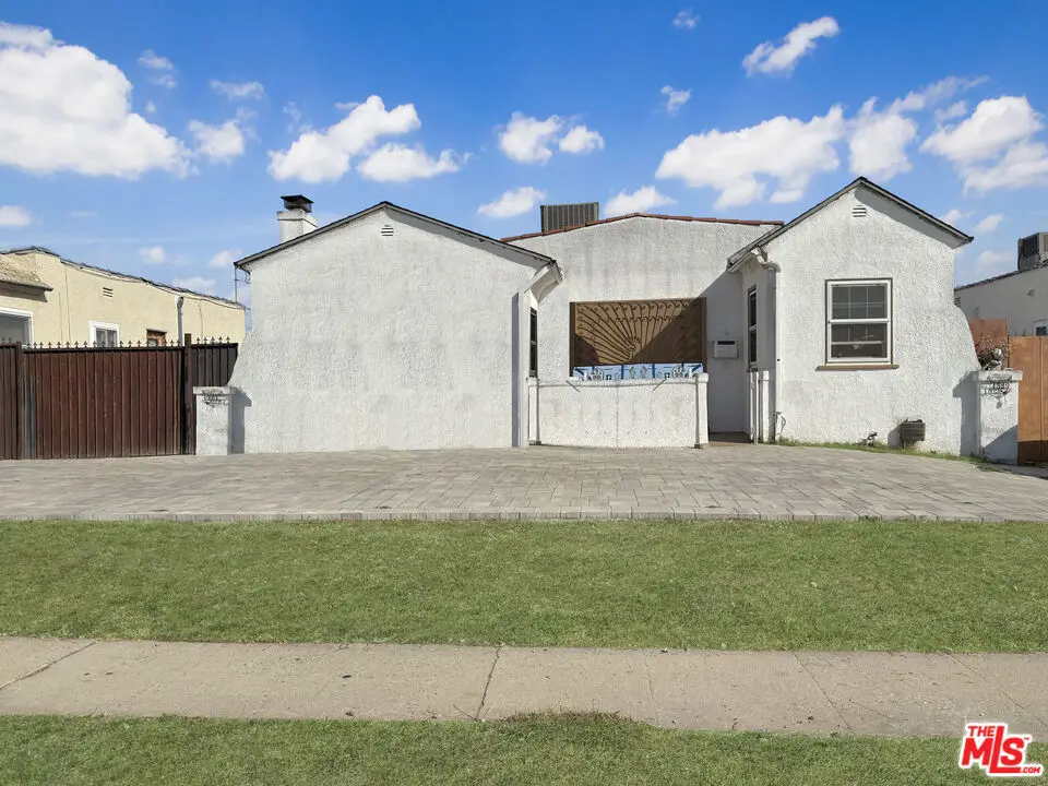 1529 W 96th Street, Los Angeles, CA 90047 - Image #1