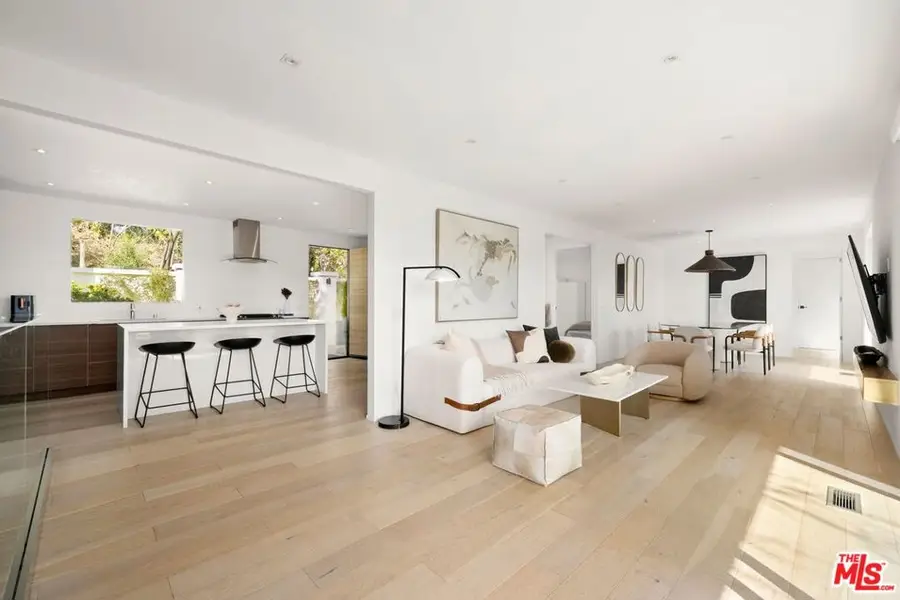 8583 Skyline Drive, Los Angeles, CA 90046 - Image #3