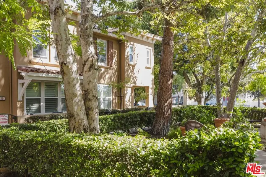 453 N Altadena Drive #8, Pasadena, CA 91107 - Image #3