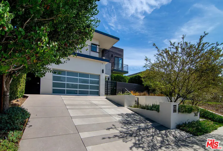 362 N Norton Avenue, Los Angeles, CA 90004 - Image #2