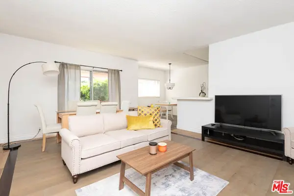 5403 Newcastle Avenue #69, Encino, CA 91316