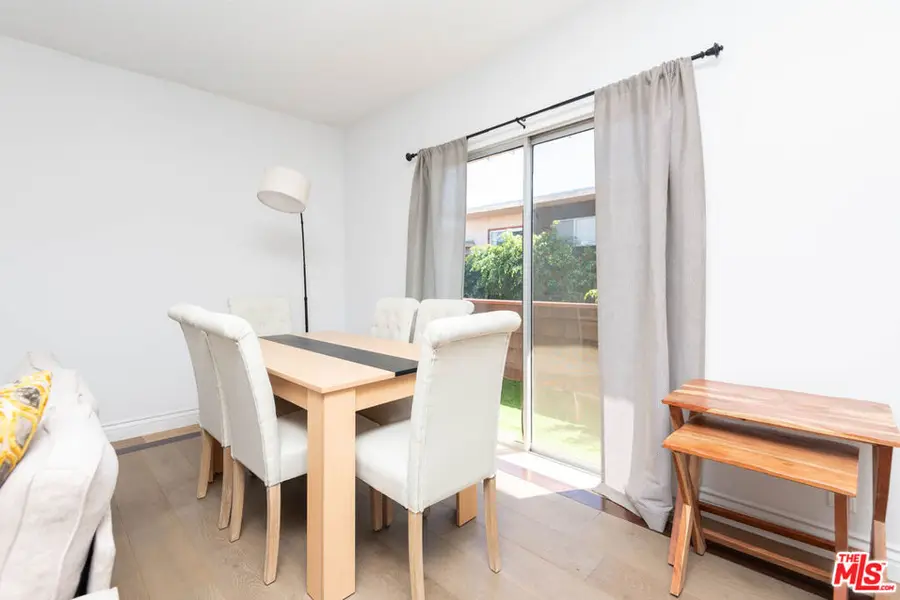 5403 Newcastle Avenue #69, Encino, CA 91316 - Image #3