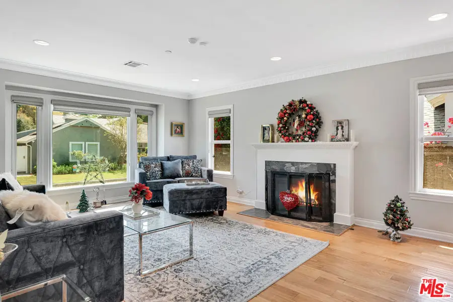 3733 Willowcrest Avenue, Studio City, CA 91604 - Image #3