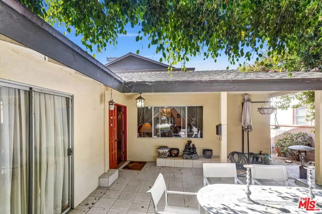 2339 Amherst Avenue, Los Angeles, CA 90064 - Image #1