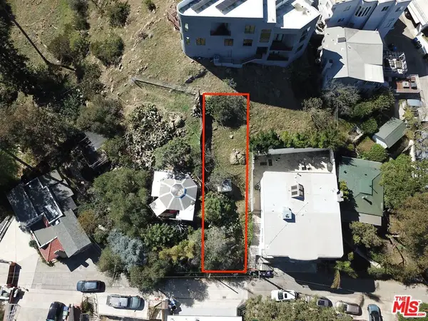 2925 N Park Center Drive, Los Angeles, CA 90068