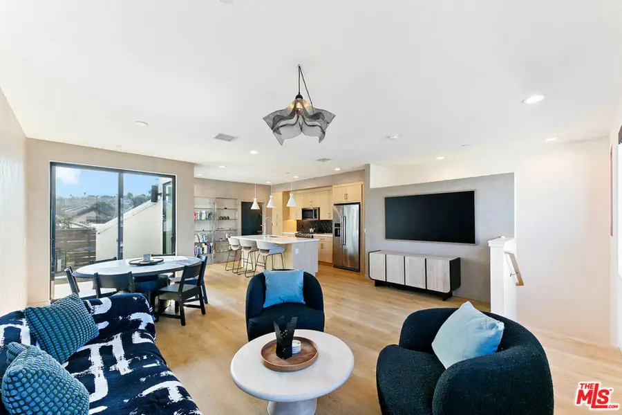 3288 N Canary Way, Los Angeles, CA 90065 - Image #2