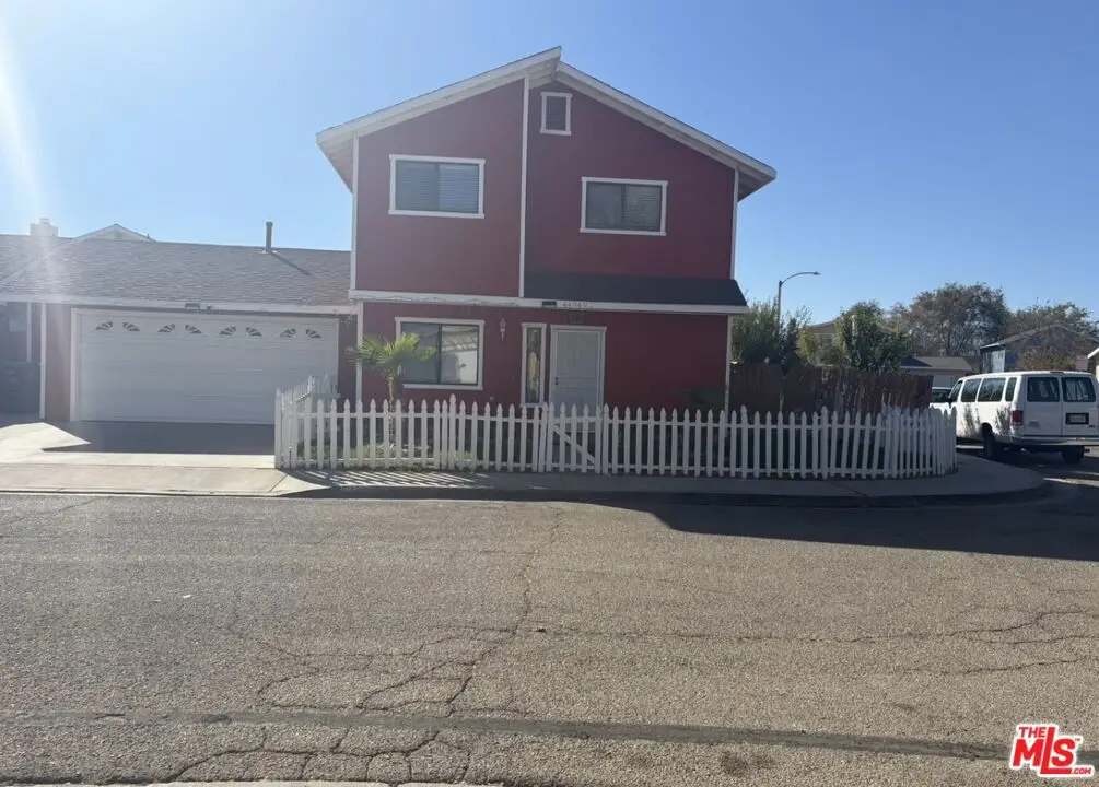 44049 Palm Lane, Lancaster, CA 93535 - Image #1