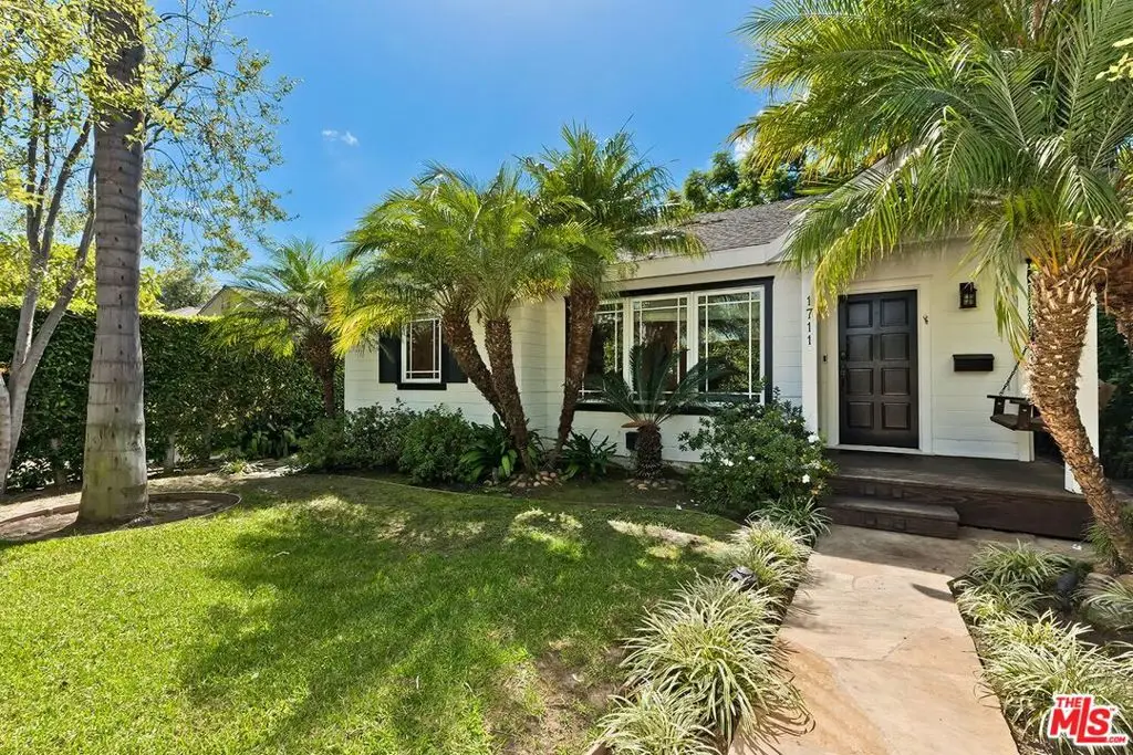 1711 Amherst Avenue, Los Angeles, CA 90025 - Image #1