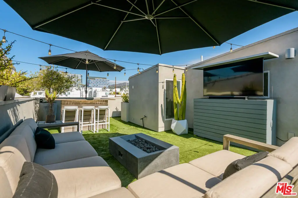 1244 1/2 Gordon Street, Los Angeles, CA 90038 - Image #1
